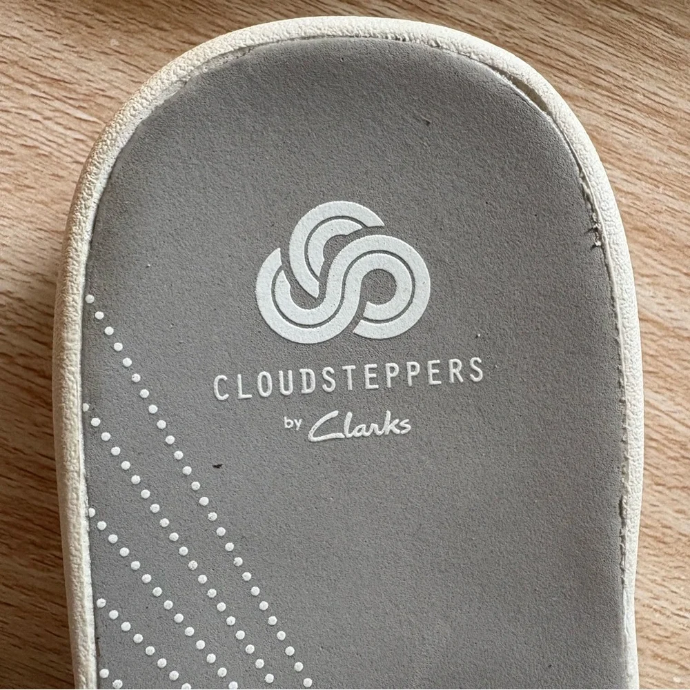Cloudsteppers by Clarks excellent sandals